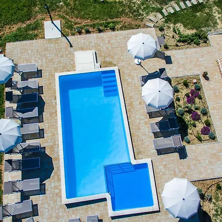 Viktorija 2 Apartament *