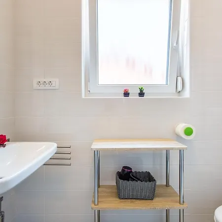 Viktorija 2 Apartament *