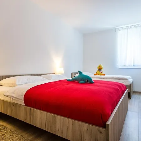 Apartament Viktorija 2 *