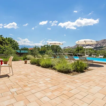 Apartamento Viktorija 2 *