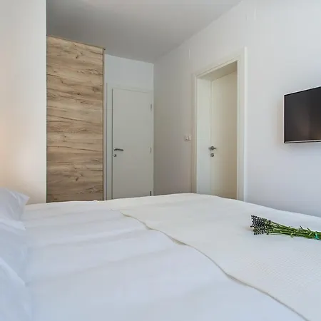 Viktorija 2 Apartament *