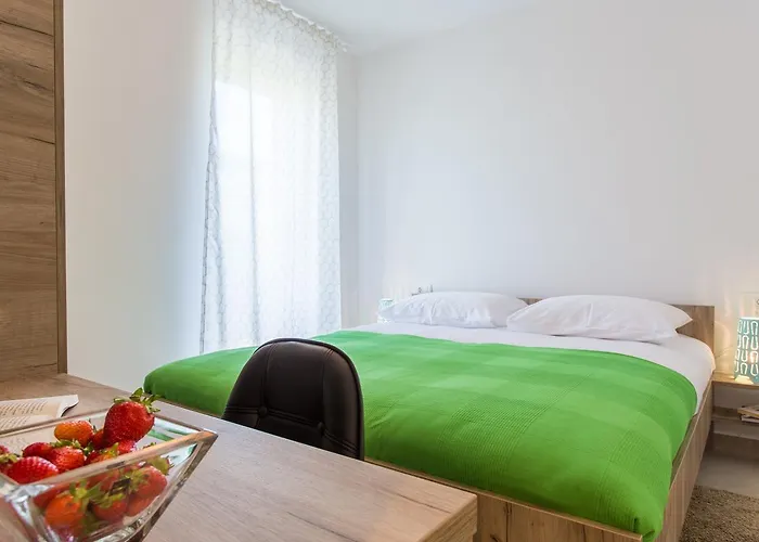 Appartement Viktorija 2 *