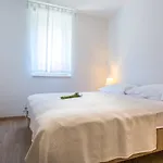 Viktorija 2 아파트 *