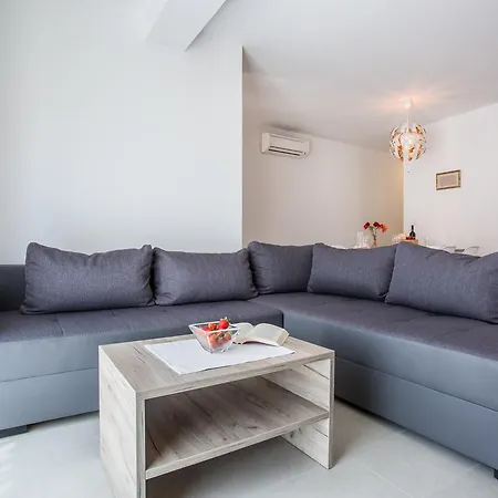 Apartament Viktorija 2 Baška