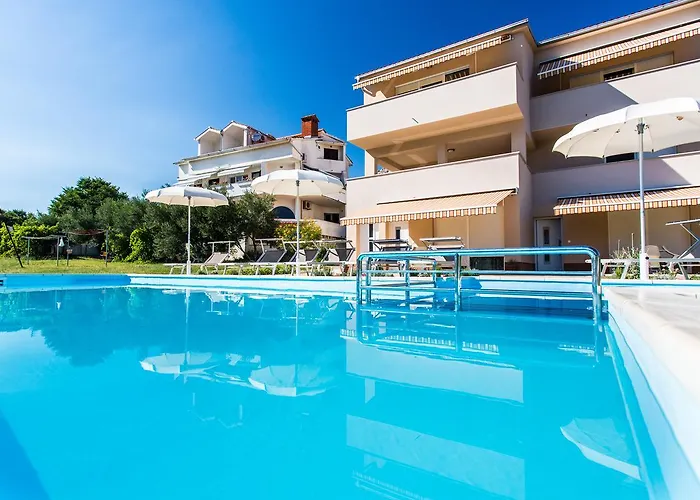 Apartmán Viktorija 2 *