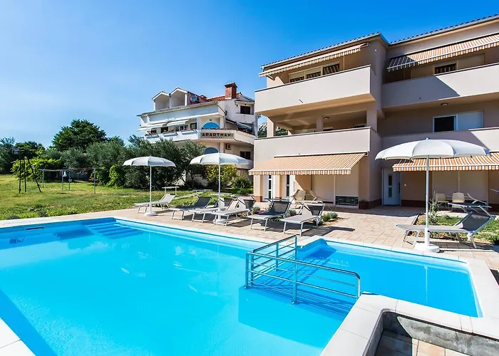 Apartmán Viktorija 2 *