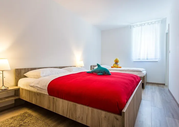 Apartmán Viktorija 2 *