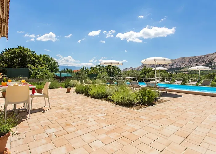 Apartmán Viktorija 2 *