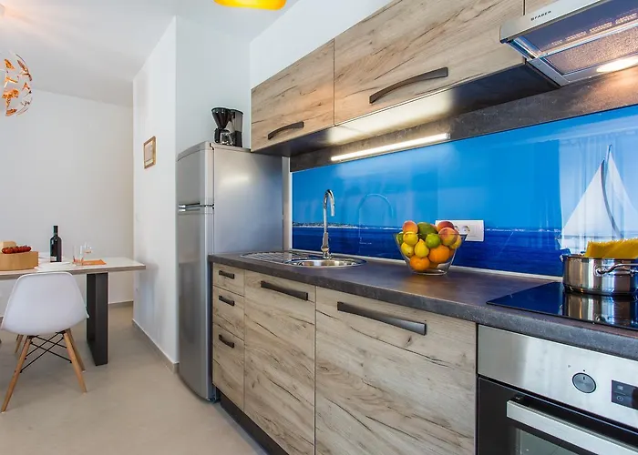 Viktorija 2 *